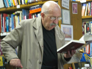 Gene Wolfe, April 2011, Top Shelf Books Open Mic