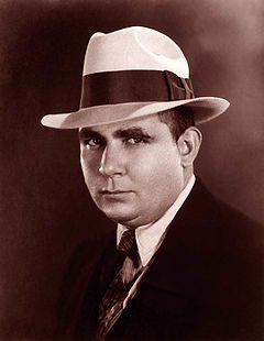 240px-robert_e_howard_suit