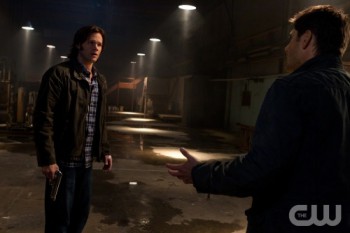 Dean tries to help Sam deal with his hallucinations.