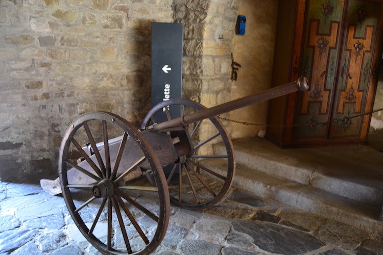This popgun on wheels is a Colubrina from 16th century Venice.