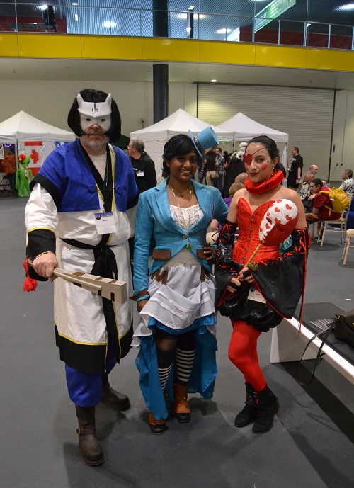 Happy cosplayers.