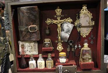 Stelter Creative’s Vampire Hunter Kit