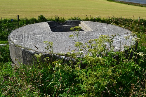 Circular pillbox set atop an old Pictish fort overlooking the Bay of Firth near Finstwon, Orkney, Scotland. Photo by Sean McLachlan.