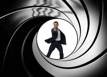James Bond 007-small