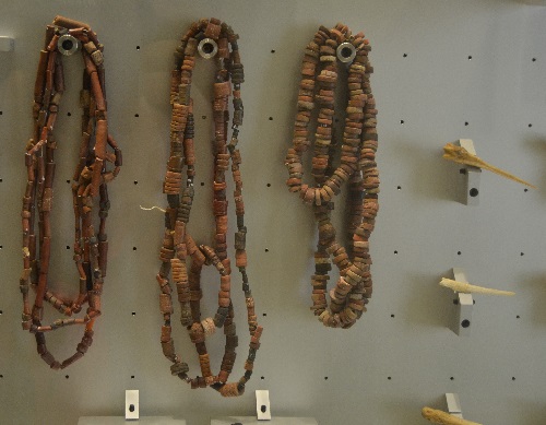 Guanche necklaces and bone pins.