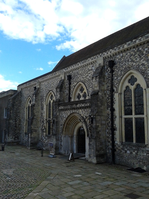 Exterior of the Great Hall. Photo courtesy Almudena Alonso-Herrero.
