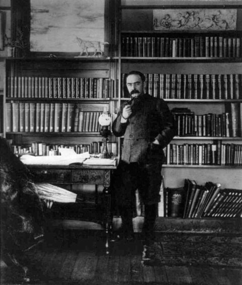 Kipling in his study at Naulaka-small