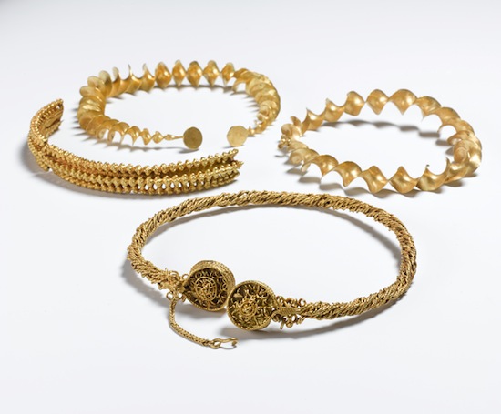 The Blair Drummond torcs. Blair Drummond, Stirling 300-100 BC. Gold; D of loop-terminal torc 15 cm. © National Museums Scotland, Edinburgh