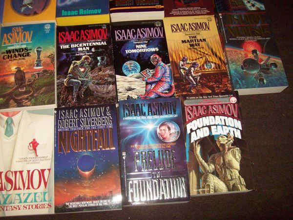 Isaac Asimov paperbacks 4-small