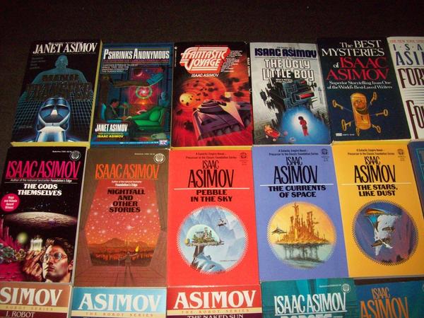 Isaac Asimov paperbacks-small