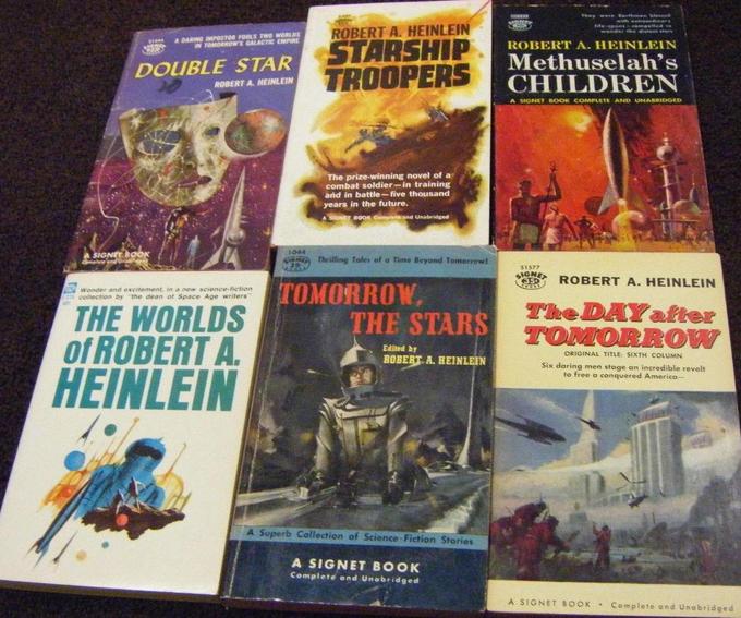 Robert A. Heinlein paperback collection 5-small