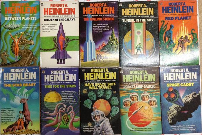 Robert A. Heinlein paperback collection-small