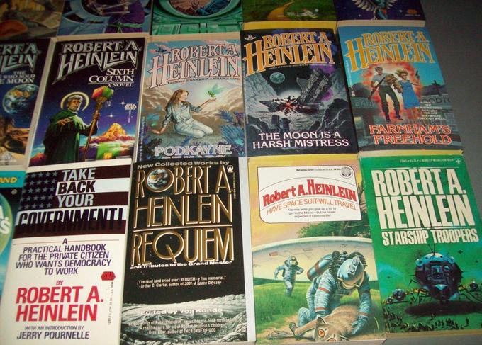 Robert A. Heinlein paperbacks 2-small