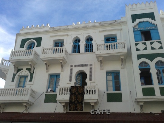 There are a number of fine Colonial buildings. Photo courtesy Almudena Alonso-Herrero.