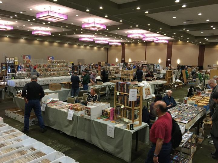 Happy pulp vendors at Windy City Pulp 2016-small