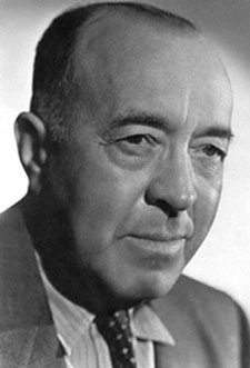 10 Aug 1939 --- The author of the famous Tarzan stories, Edgar Rice Burroughs (1875-1950), whose first of 25 stories of the young Englishman raised in the wilds of the jungle appeared in 1914. --- Image by © Bettmann/CORBIS