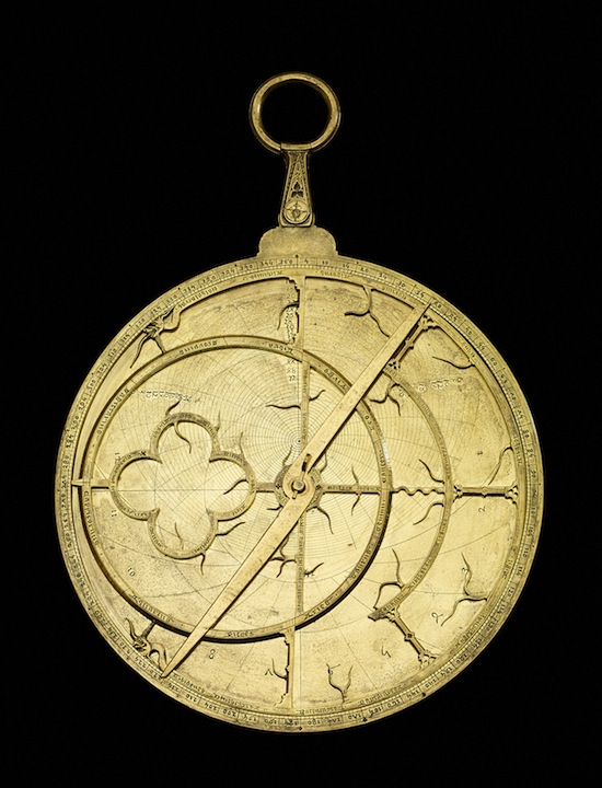astrolabio-1342-inglaterra-aleacion-de-cobre-c-the-trustees-of-the-british-museum-2016-all-rights-reserved