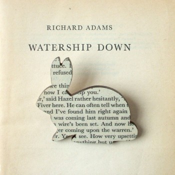 book-brooch-watership-down-3