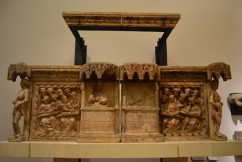 bologna lectern