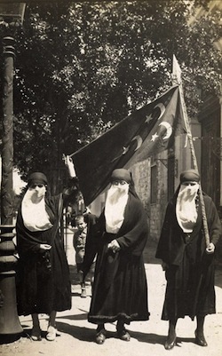 The demonstrations were unusual in that women also took part.