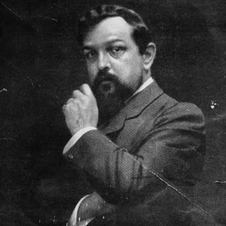 Claude Debussy-small