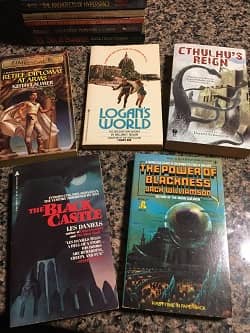 Lot of 40 Science Fiction Paperbacks $30 6-small