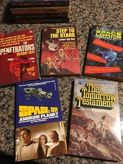 Lot of 40 Science Fiction Paperbacks $30 7-small